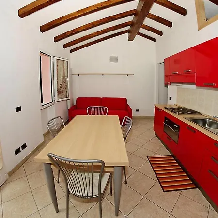 In Castellaro With Communal Pool Lejlighed Castellaro (Liguria)